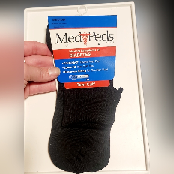 NWT 》3×《MED PEDS TURN CUFF BLACK SOCKS FOR DIABETICS! - Picture 3 of 4